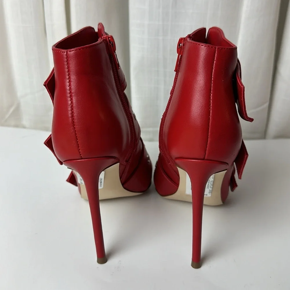 Steve Madden Maxence Leather Buckle Detail Booties - Picture 6 of 11